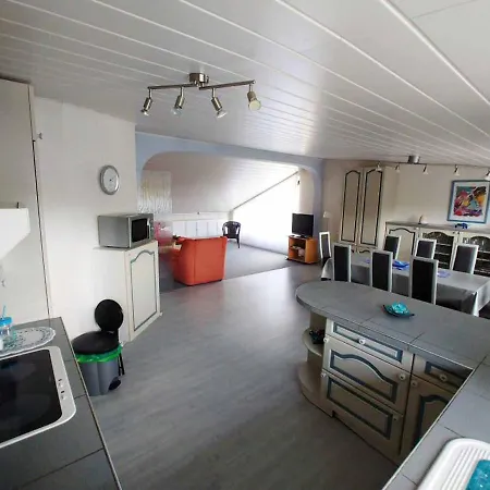 Olm Apartment *